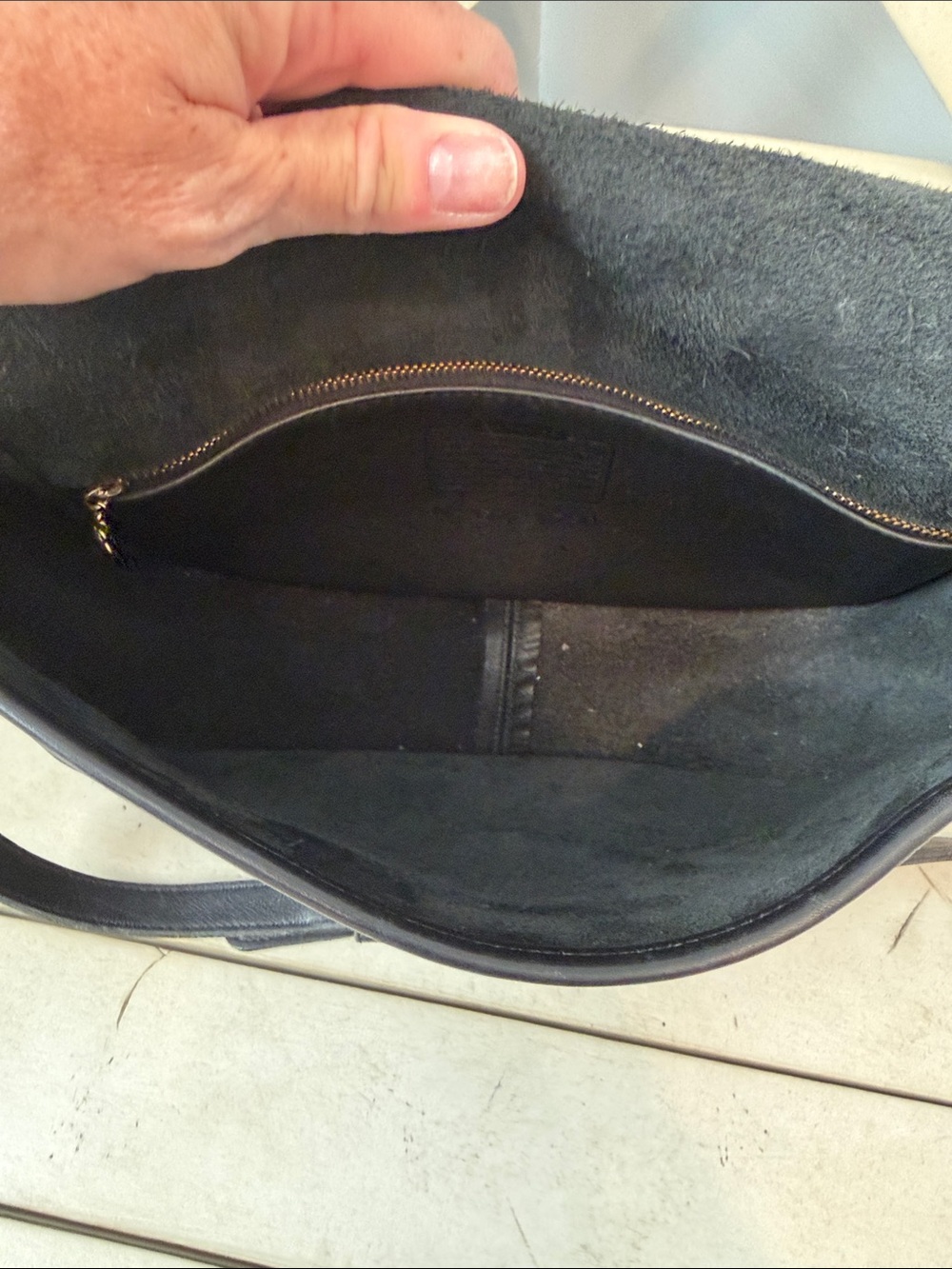 Coach Classic Black Leather Crossbody Shoulder Bag - Picture 8 of 11